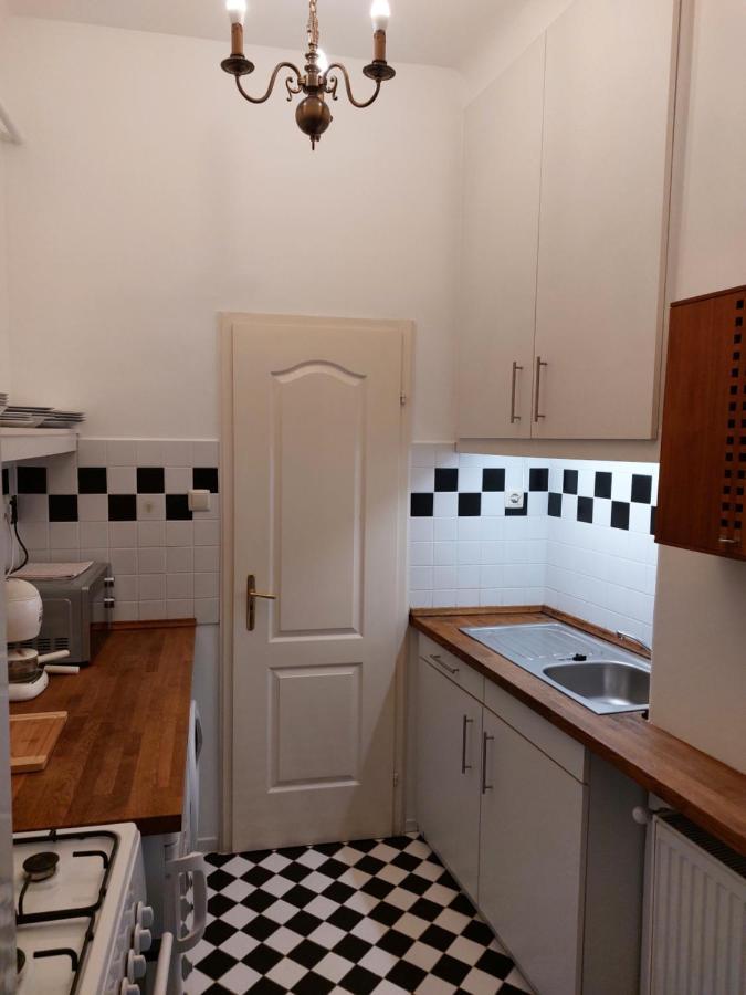Schieszl Apartments 2 بودابست المظهر الخارجي الصورة