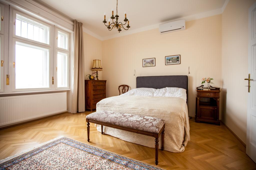 Schieszl Apartments 2 بودابست المظهر الخارجي الصورة