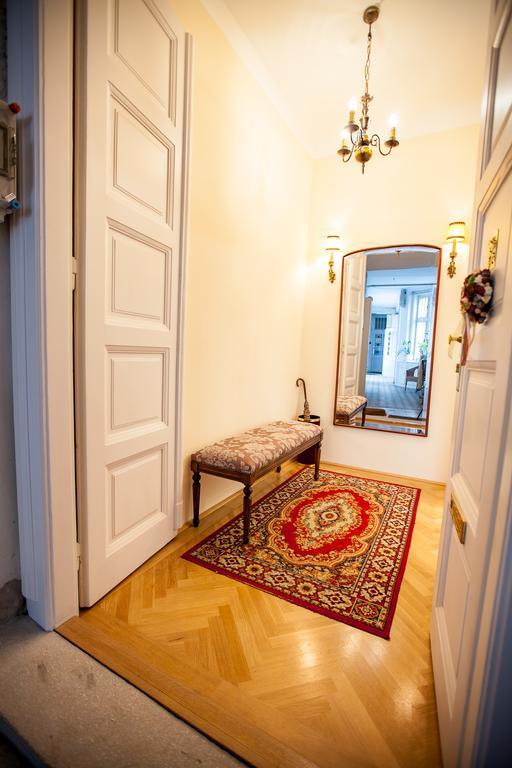 Schieszl Apartments 2 بودابست المظهر الخارجي الصورة