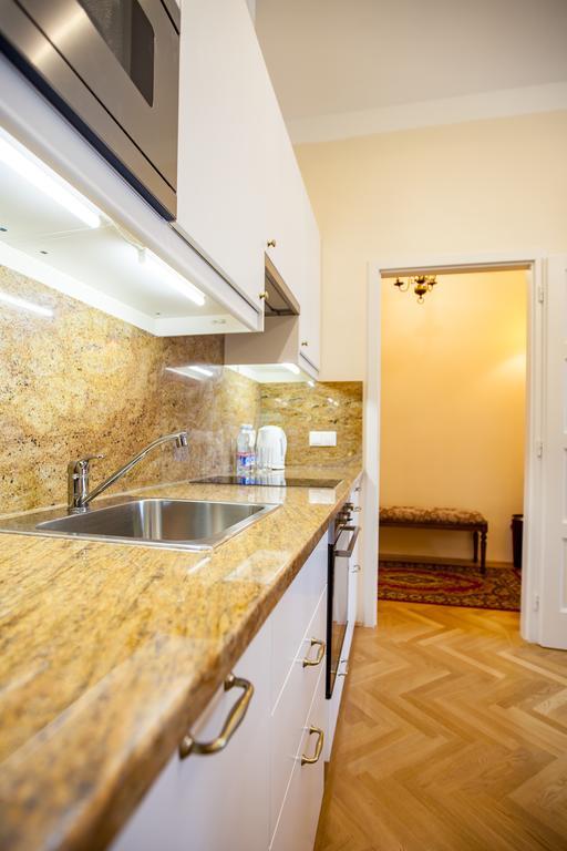 Schieszl Apartments 2 بودابست المظهر الخارجي الصورة